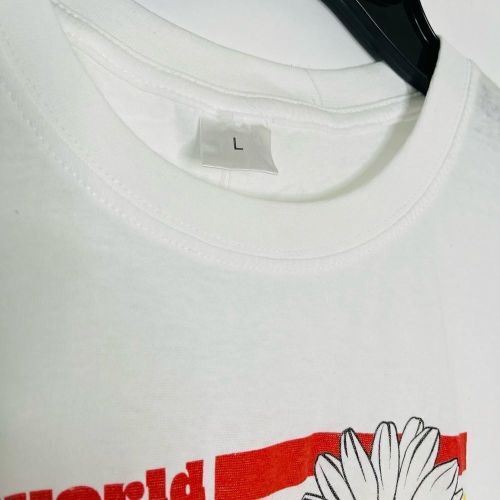 “Be Kind” T-Shirt‎ - Picture 3 of 5